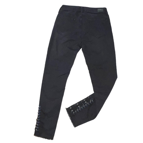 Umgee Lightweight Denim Jeans Lace up Hem - Picture 2 of 13